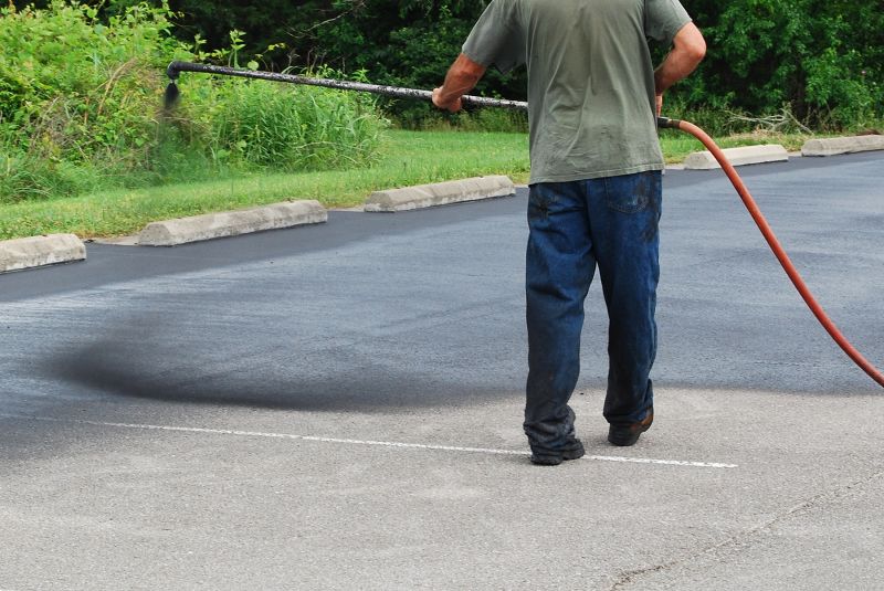 Asphalt Sealcoating in Columbus, OH