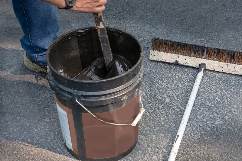 Blacktop Sealcoating in San Antonio, TX