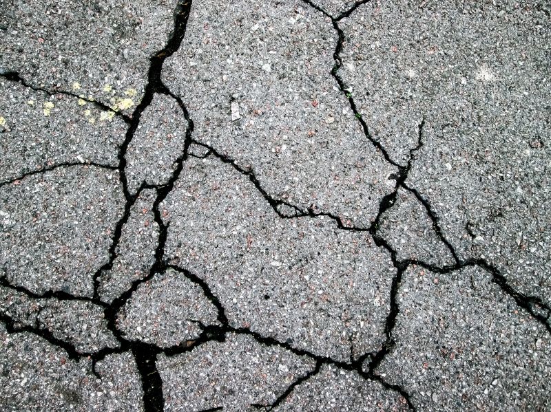 Asphalt Crack Sealing in Fort Myers, FL