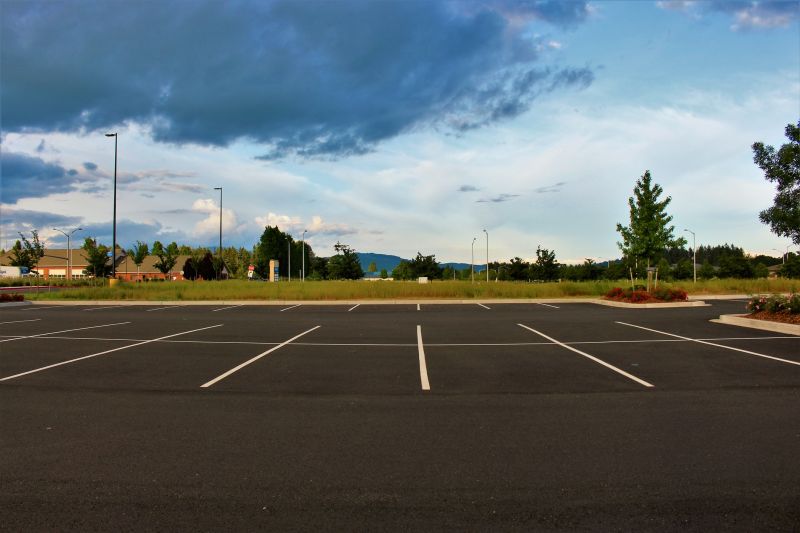 Asphalt Parking Lot Sealing in Sarasota, FL